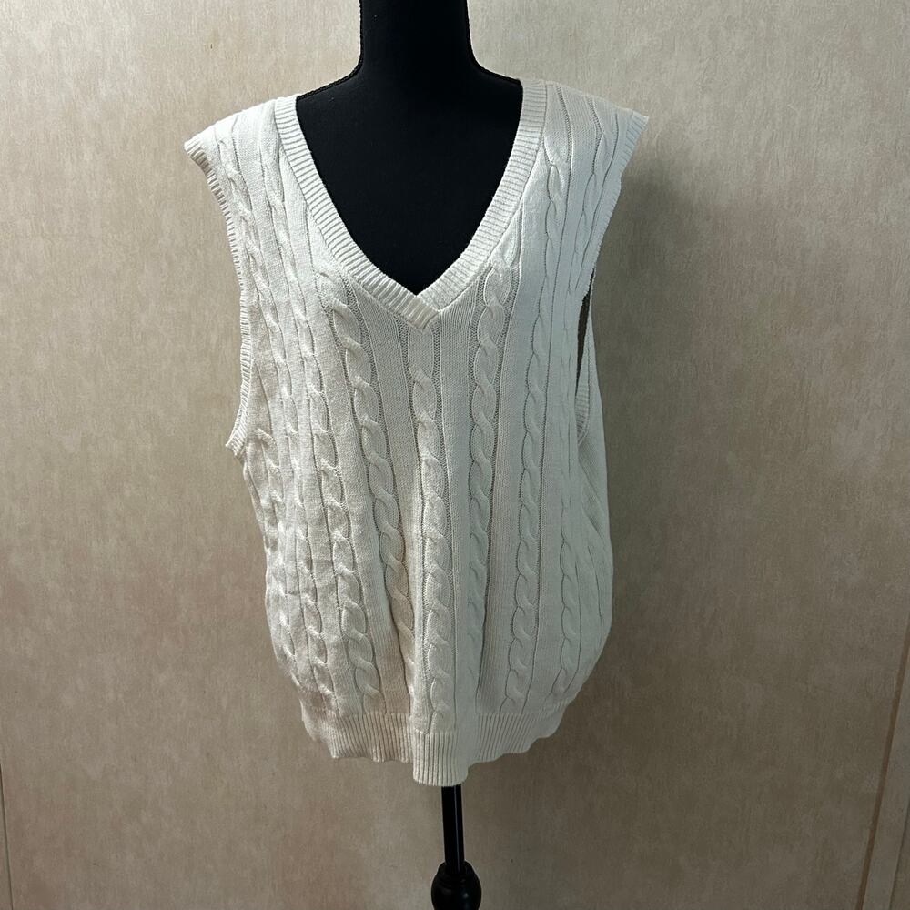white/ivory sleeveless sweater vest